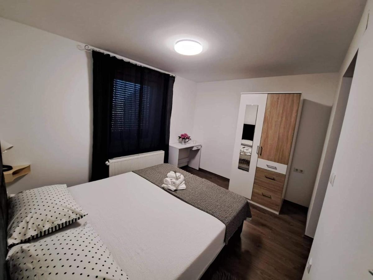 Apartman Megolina Вараждин Екстер'єр фото