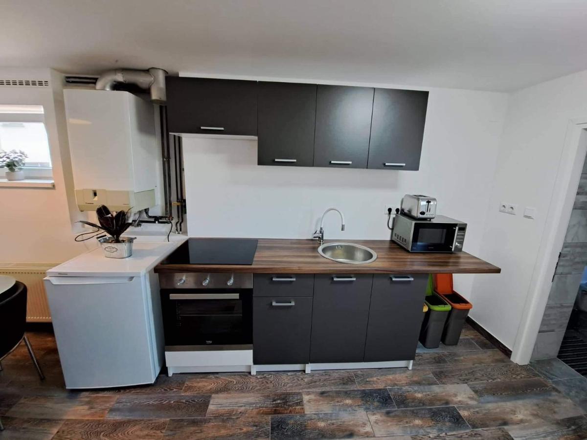 Apartman Megolina Вараждин Екстер'єр фото