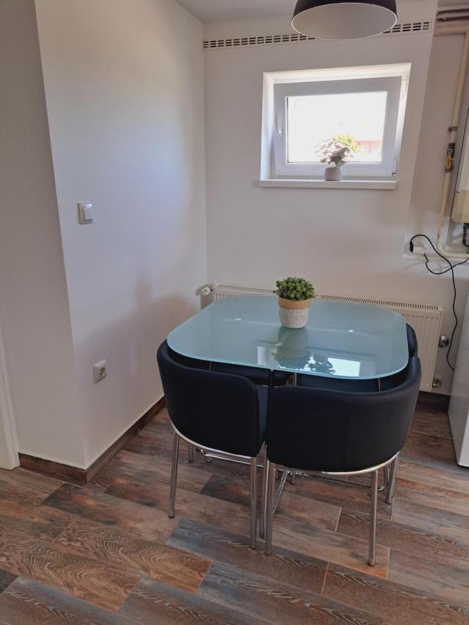 Apartman Megolina Вараждин Екстер'єр фото