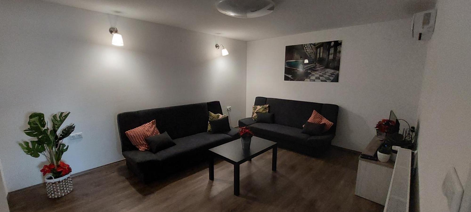 Apartman Megolina Вараждин Екстер'єр фото